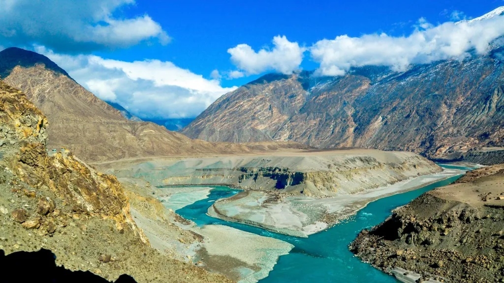 Ấn Độ quyết không để một giọt nước nào của sông Ấn chảy sang Pakistan